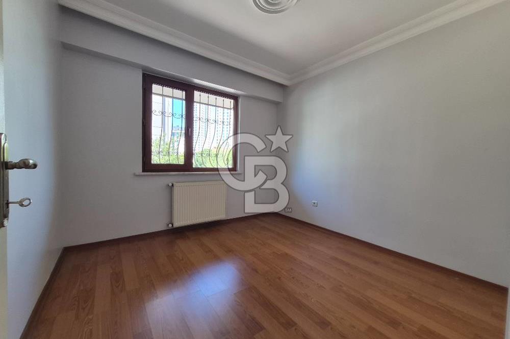 Ataşehir Atatürk mahallesinde 2+1 metroya yakın kiralık daire