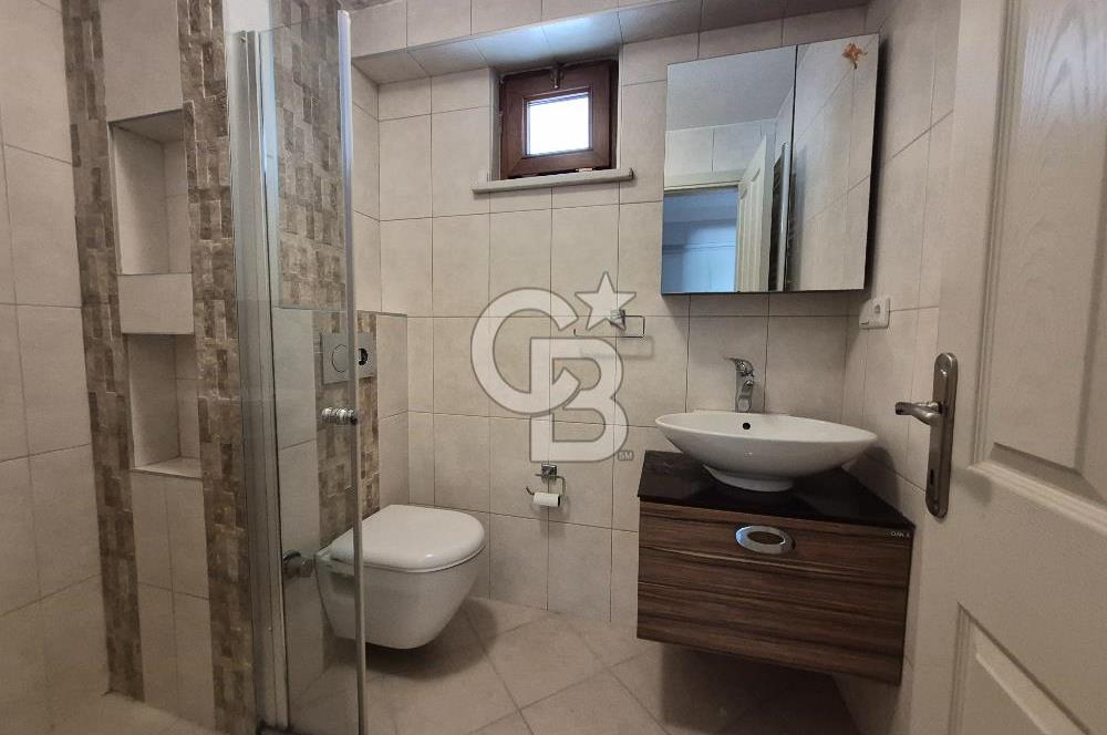 Ataşehir Atatürk mahallesinde 2+1 metroya yakın kiralık daire