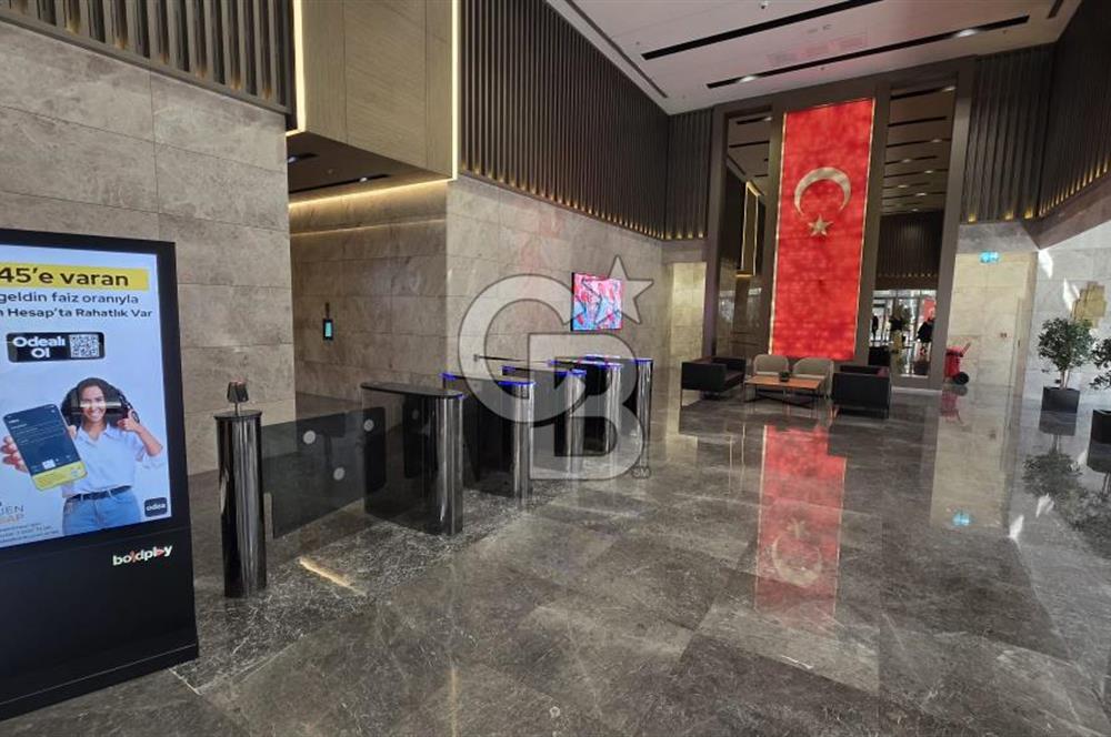 BUSINESS İSTANBULDA PRESTİJLİ 707 m² KİRALIK PLAZA KATI OFİSİ