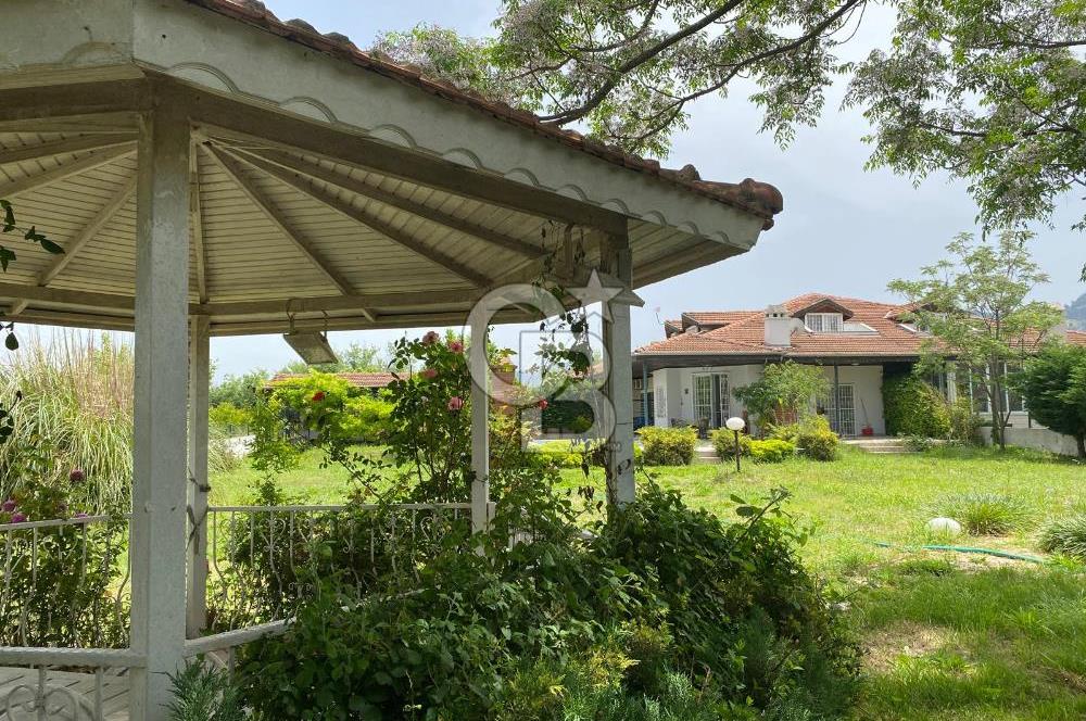 DALYAN 'DA MÜSTAKİL HAVUZLU, 4500 M2 BAHÇELİ SATILIK VİLLA