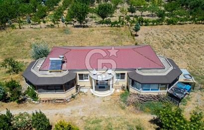Foça Gerenköy'de Satılık 10 Dönüm Tarla ve  Müstakil Ev 