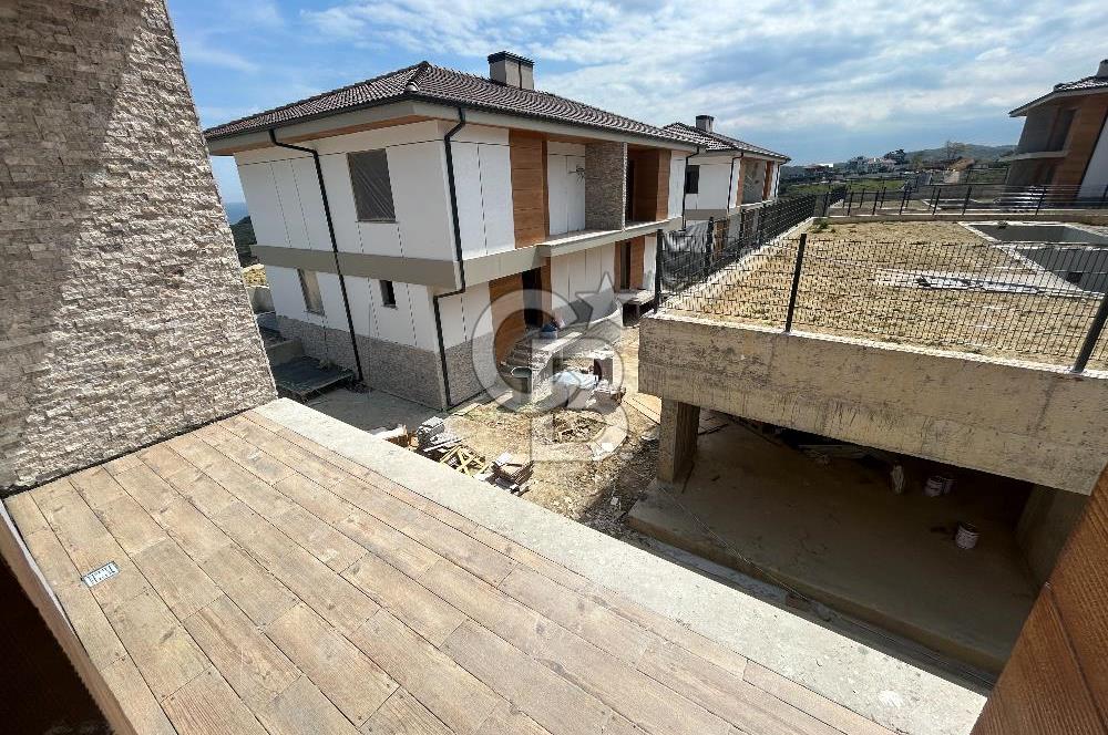 ŞİLE KARACAKÖYDE MÜSTAKİL HAVUZLU FIRSAT VİLLALAR