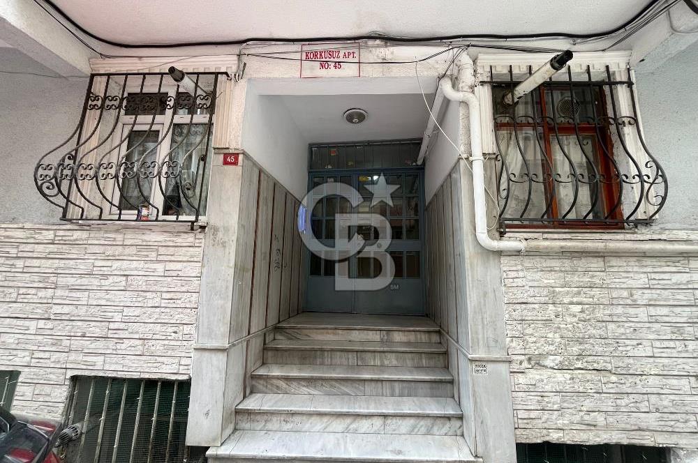 MECİDİYEKÖYDE MERKEZİ KONUMDA ÖZEL BAHÇE KULLANIMLI SATILIK 2+1