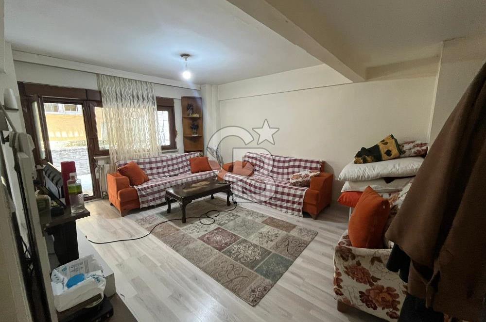 MECİDİYEKÖYDE MERKEZİ KONUMDA ÖZEL BAHÇE KULLANIMLI SATILIK 2+1