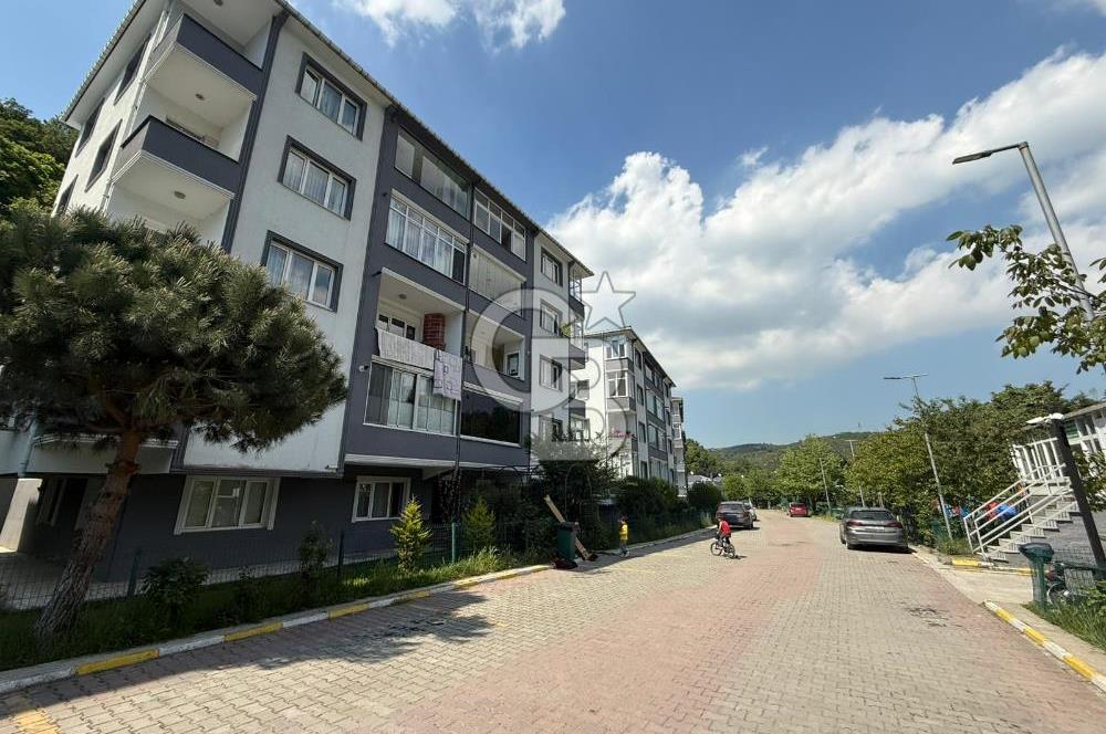 SATILIK ÇAMLIK VADİSİ EVLERİNDE 120m² SİTE İÇİ 2+1 DAİRE