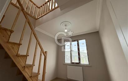 SATILIK ARNAVUTKÖY MERKEZDE ÇİFT GİRİŞLİ 3+2 DUBLEKS DAİRE