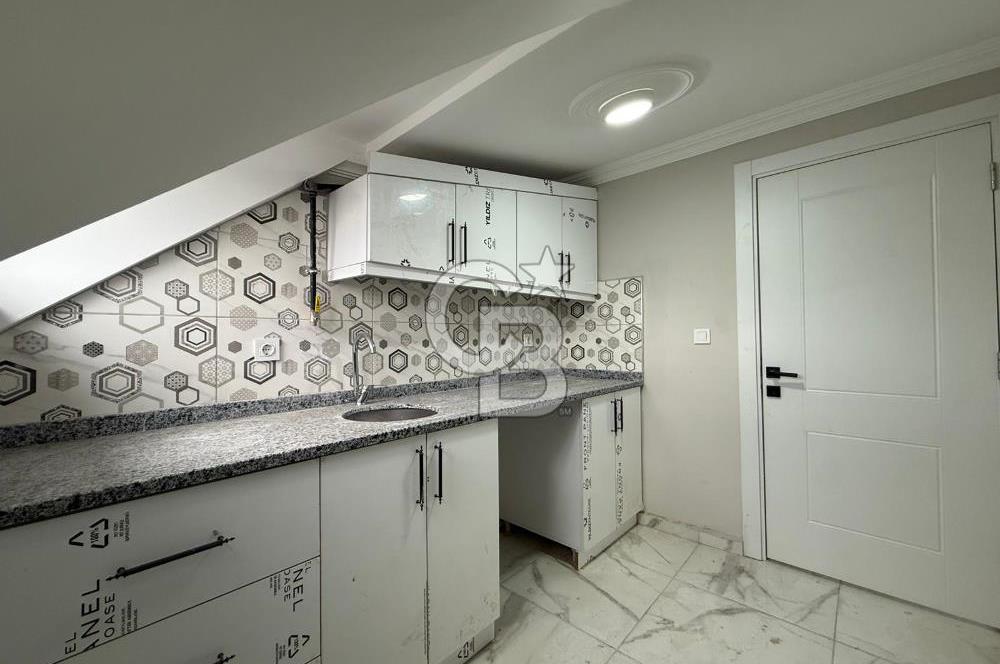 SATILIK ARNAVUTKÖY MERKEZDE ÇİFT GİRİŞLİ 3+2 DUBLEKS DAİRE