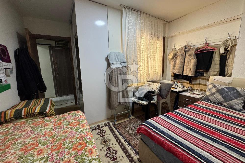 MERKEZİ LOKASYONDA KARŞIYAKA İLÇE EMNİYET KARŞISI SATILIK 2+1