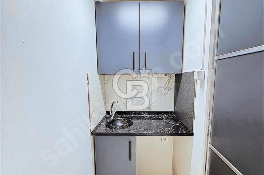 BUCA FORBES CADDESİ GİRİŞİ SATILIK DÜKKAN