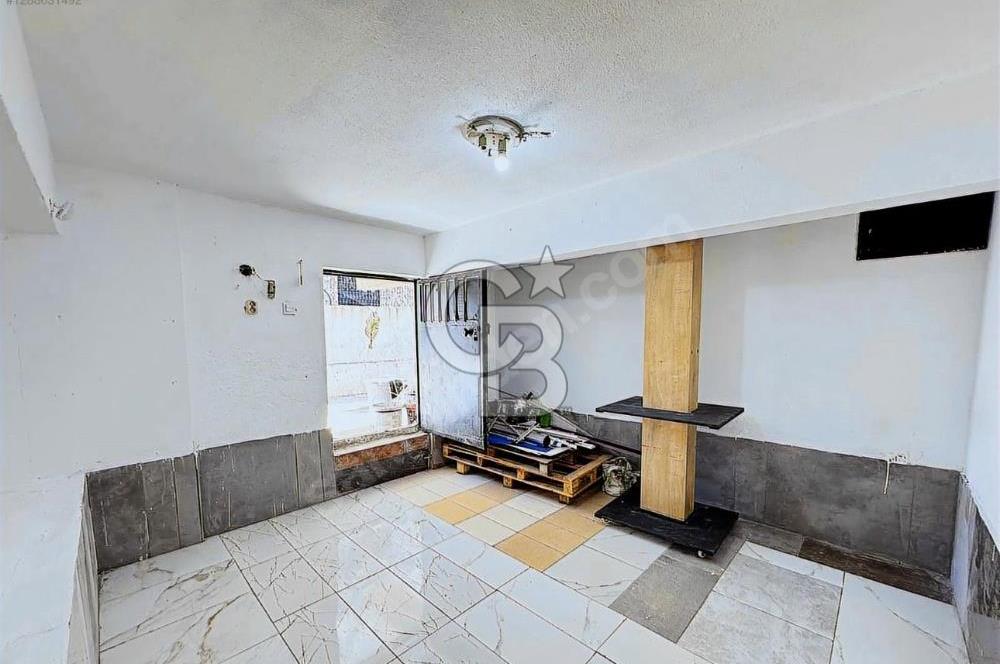 BUCA FORBES CADDESİ GİRİŞİ SATILIK DÜKKAN