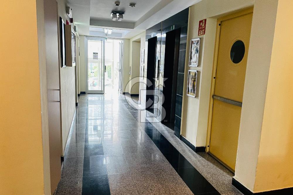 Avrupa Konutları TEM'de Balkonlu, Eb.Banyolu 120m² Satılık Daire