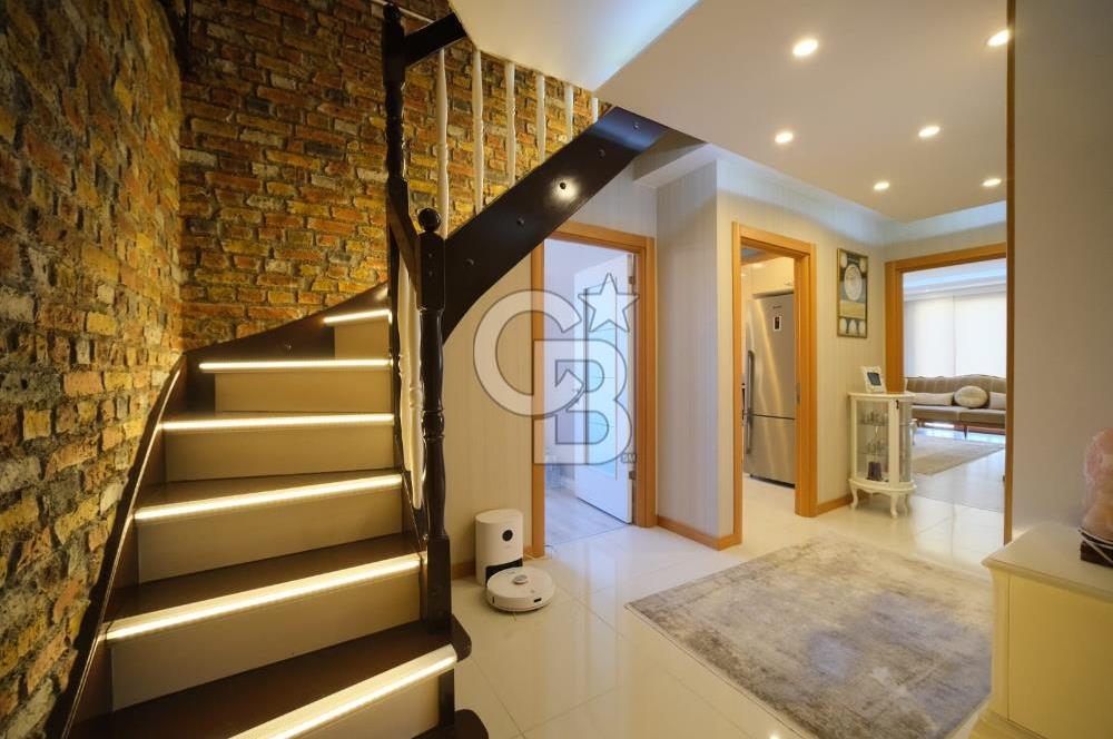 BEYLİKDÜZÜ ADNAN KAHVECİ DE 4+2 DUBLEX SATILIK DAİRE