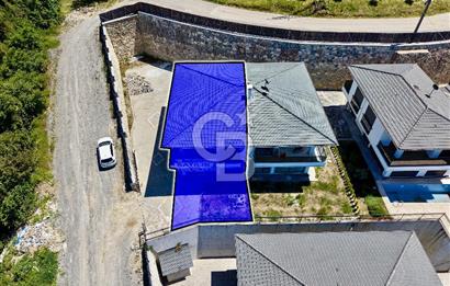 CB ENVOY’dan GÖLCÜK ULAŞLI’da SATILIK BOĞAZ MANZARALI 4+1 VİLLA
