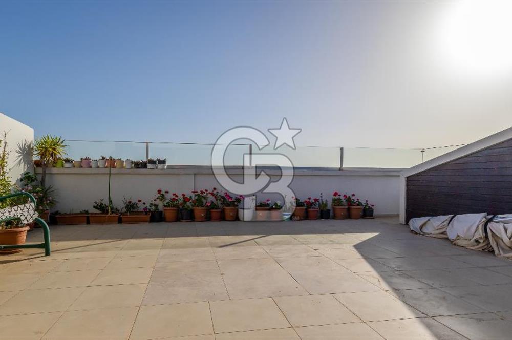 ÇİĞLİ ESENTEPE'DE 4+1 TERASLI DUBLEKS DAİRE