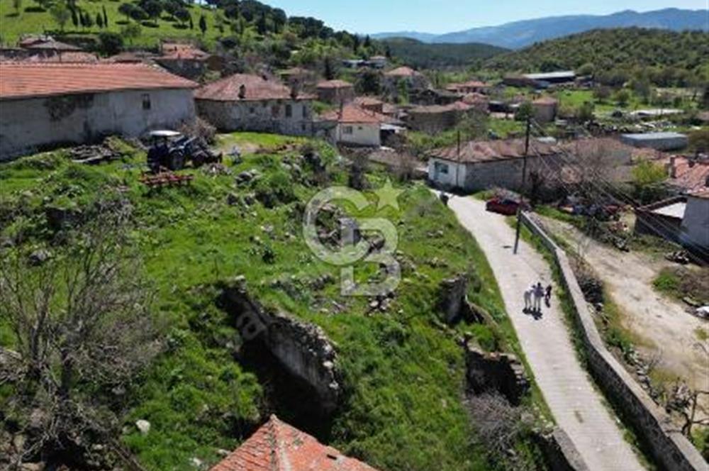 CB Leader'den Sındırgı Küçükbükü 'de köy içi imarlı arsa