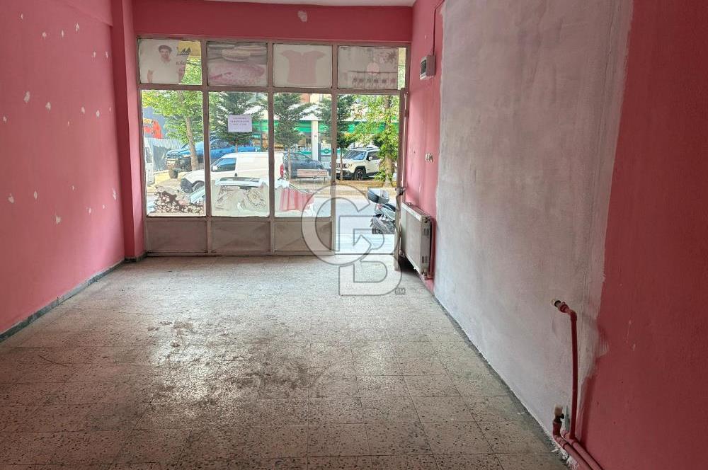 Çekmeköy Çatalmeşe Mh Reşadiye Caddesi Üzerinde 45 m² Dükkan