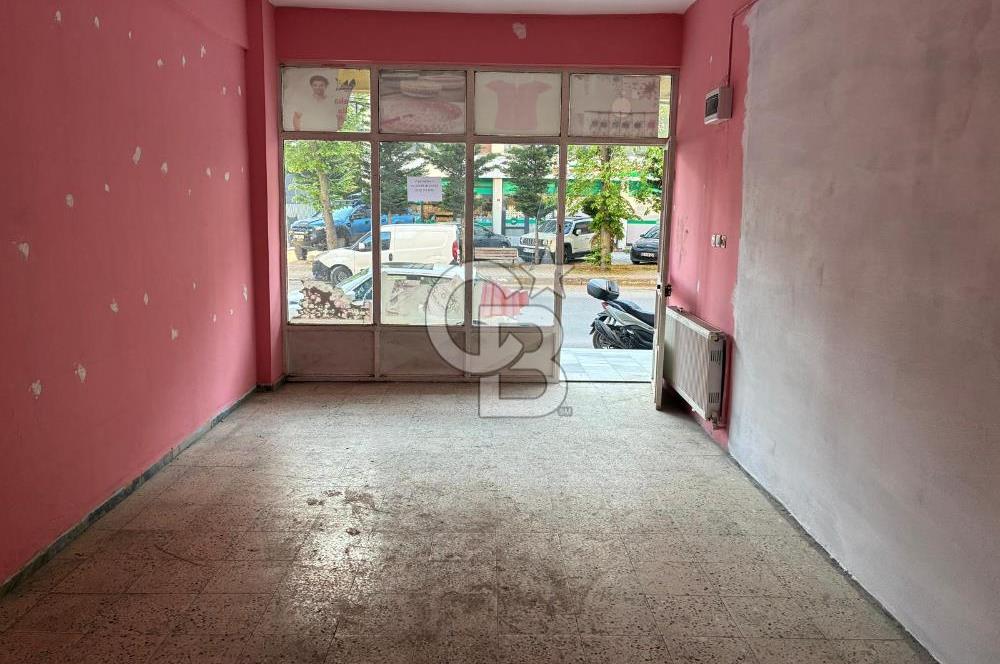 Çekmeköy Çatalmeşe Mh Reşadiye Caddesi Üzerinde 45 m² Dükkan
