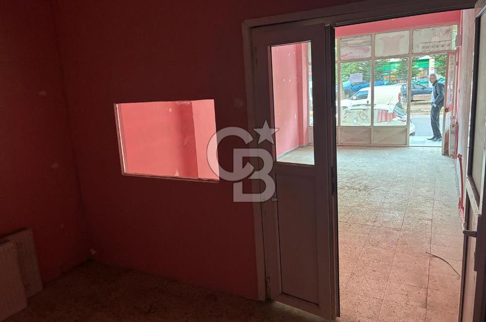 Çekmeköy Çatalmeşe Mh Reşadiye Caddesi Üzerinde 45 m² Dükkan
