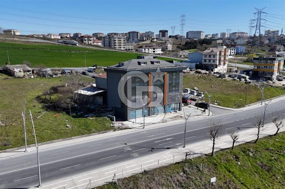 HADIMKÖY MERKEZ 4 KATLI TİCARİ KİRALIK BİNA