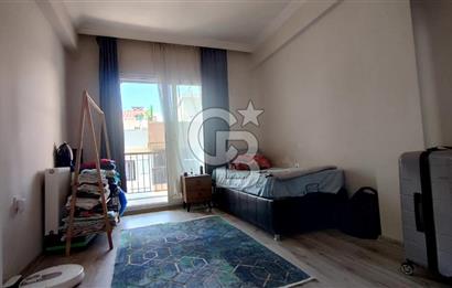 SEFERİHİSAR'DA GENİŞ VE FERAH SATILIK 1+1 DAİRE