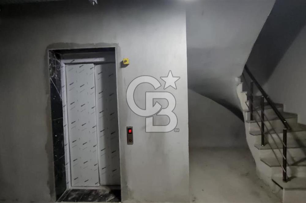 SEFERİHİSAR'DA GENİŞ VE FERAH SATILIK 1+1 DAİRE