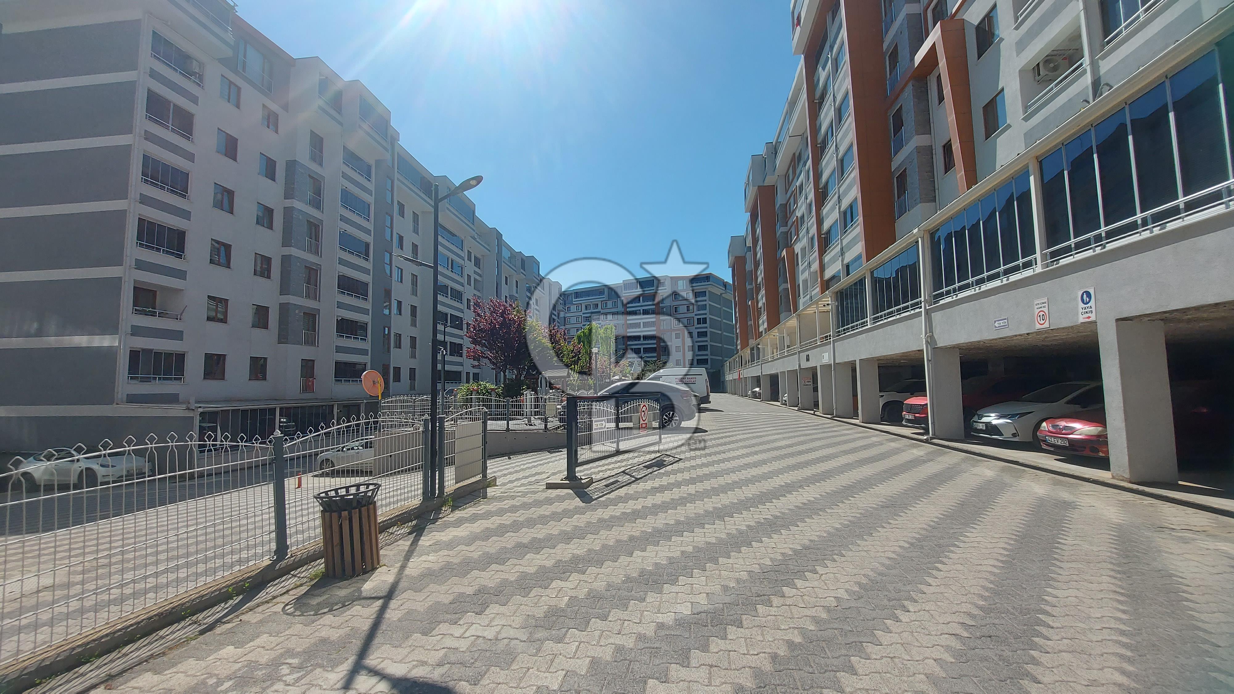 YENİKENT SAFİR KONAKLARI MÜSTAKİL BAHÇELİ SATILIK 3+1 DAİRE