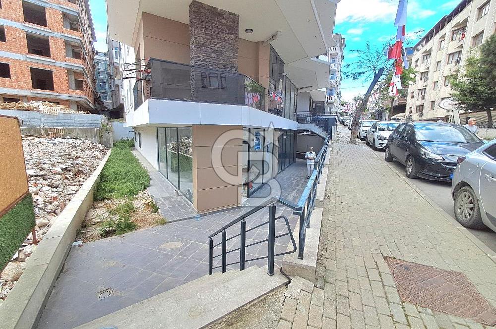 Avcılar’da Her işe uygun. Satılık 65m2 Dükkan. 