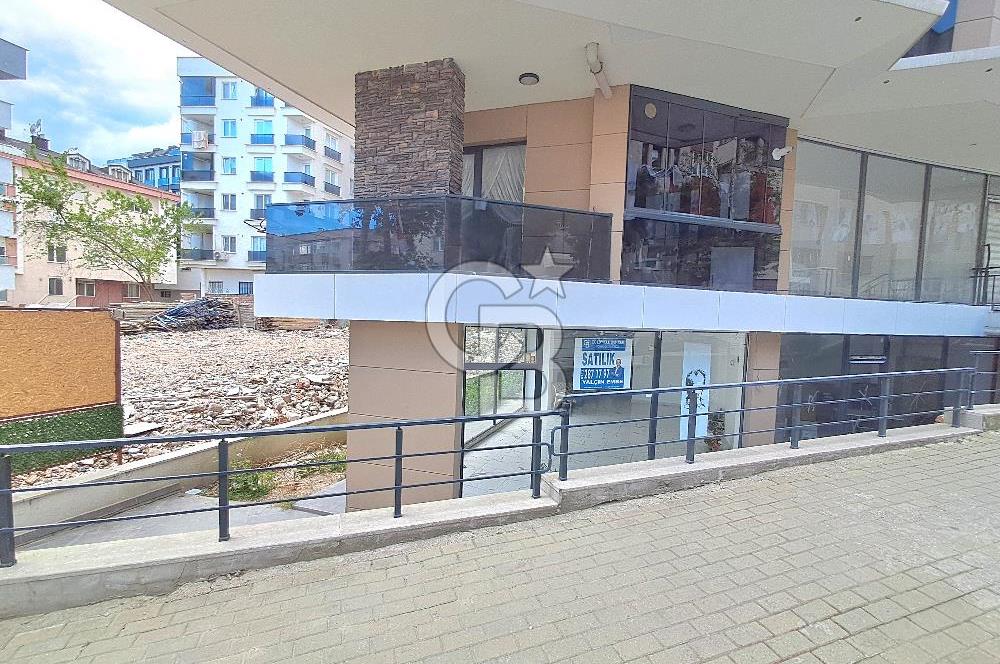 Avcılar’da Her işe uygun. Satılık 65m2 Dükkan. 
