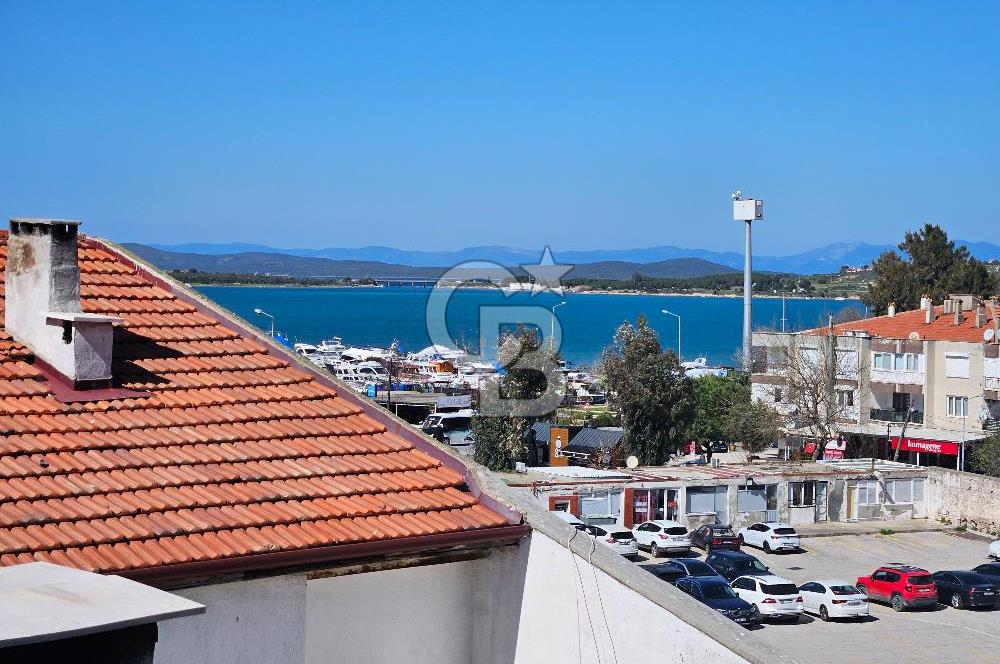 150 Evlerde Teraslı Deniz Manzaralı Satılık Dubleks Daire