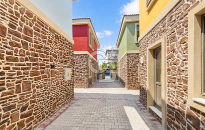 Ayvalık Altınovada Satılık Lüks 3+1 Taş Villa