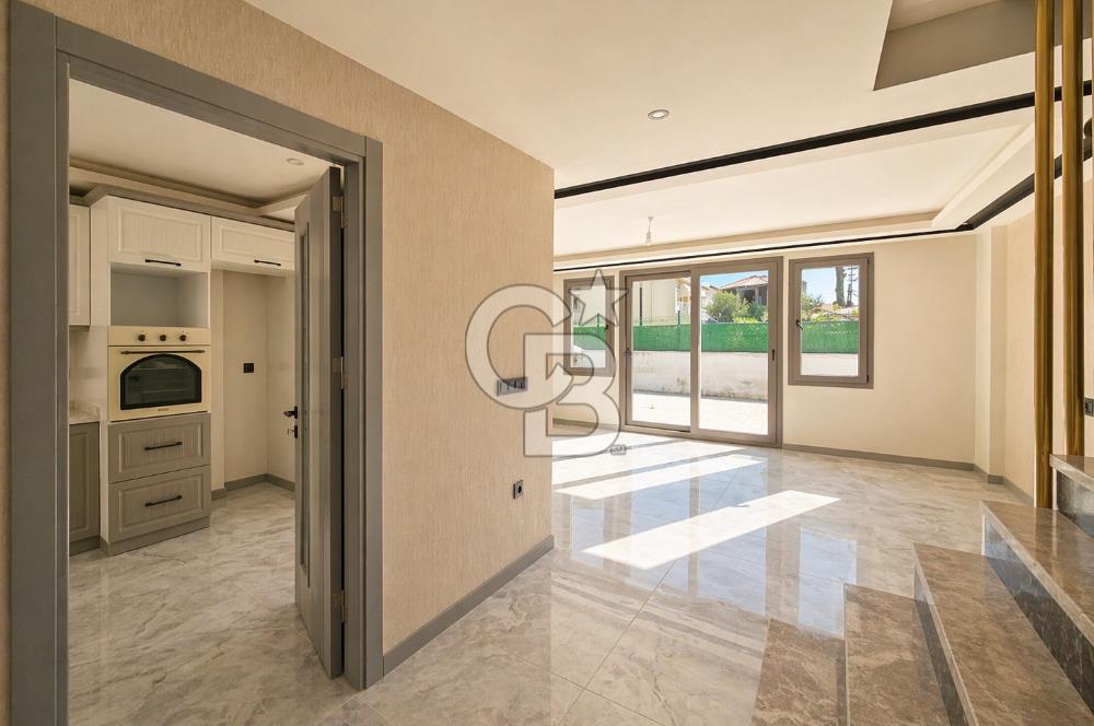 Ayvalık Altınovada Satılık Lüks 3+1 Taş Villa