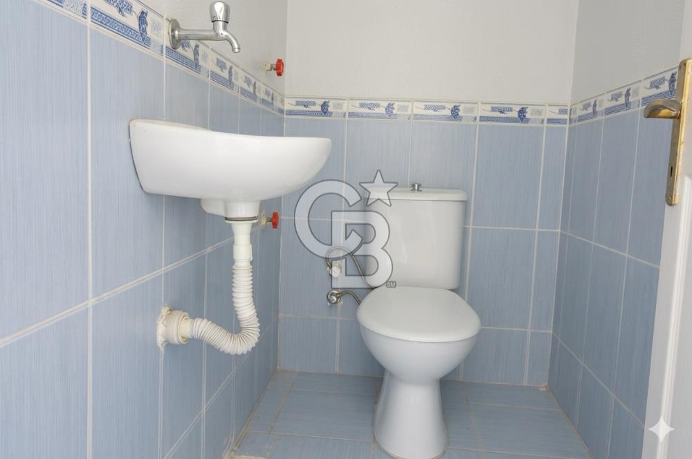 Gaziemir Gazi Mah.de Belediye Sokağı 3+1 Arakat Kiralık Daire