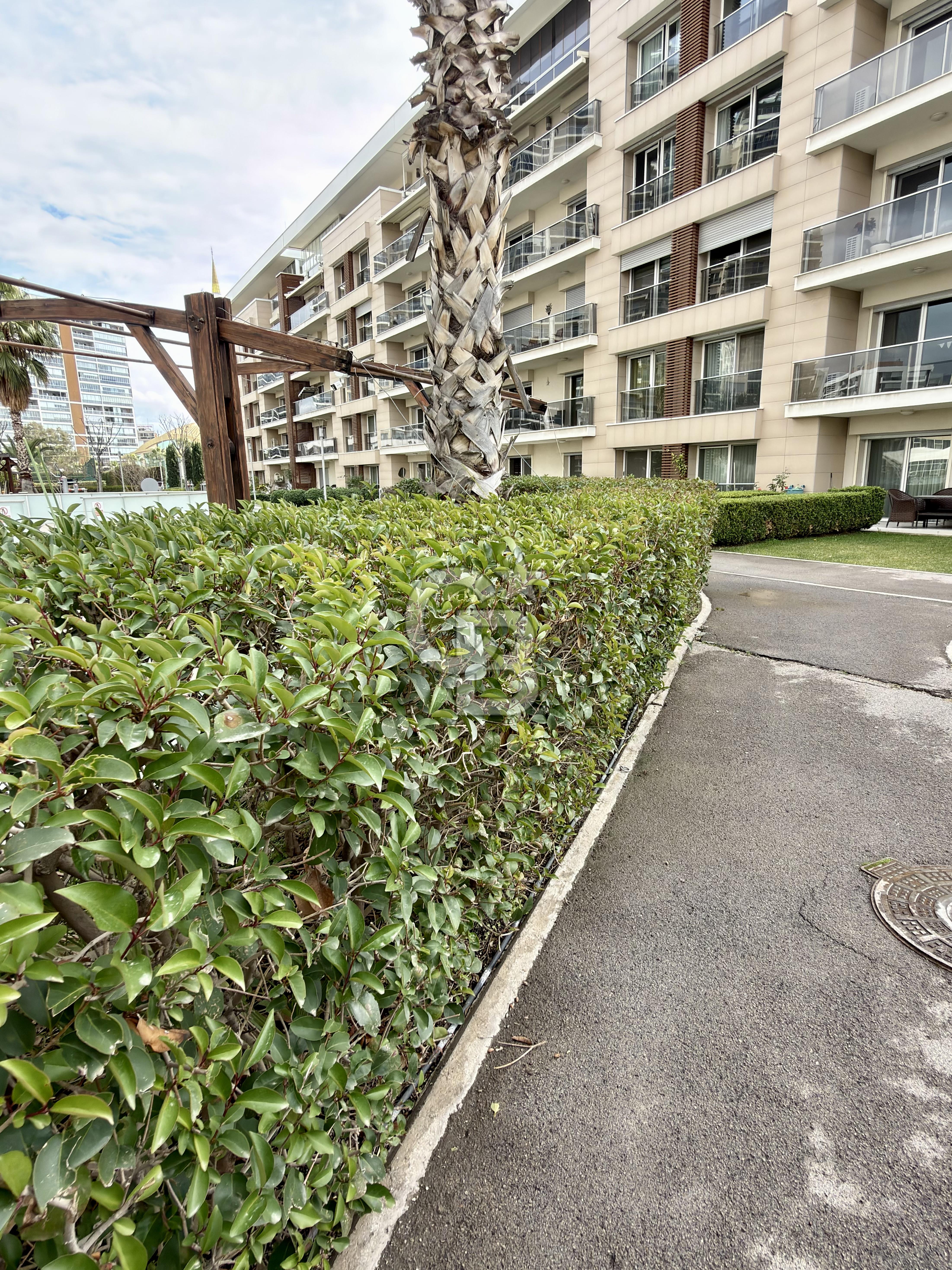 Mavişehir park yaşam sitesinde 2+1 satılık 