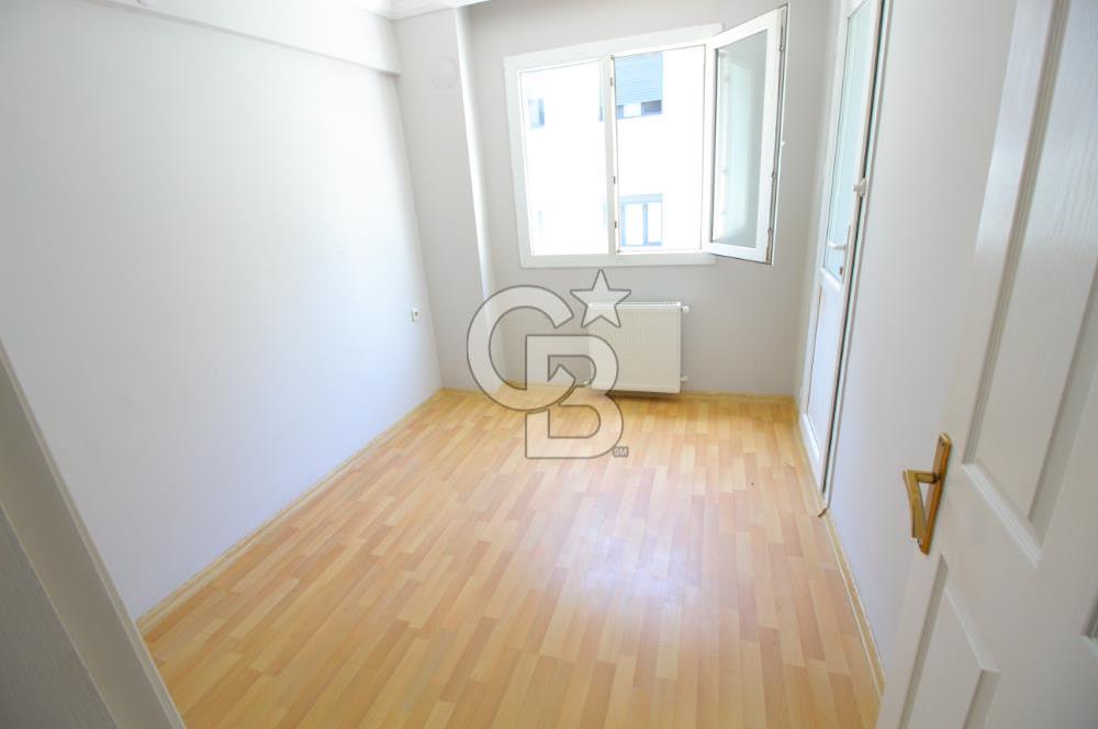 Gaziemir Gazi Mah.de Belediye Sokağı 3+1 Arakat Kiralık Daire