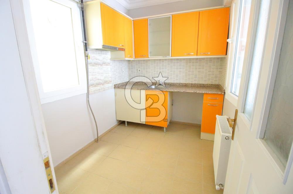 Gaziemir Gazi Mah.de Belediye Sokağı 3+1 Arakat Kiralık Daire