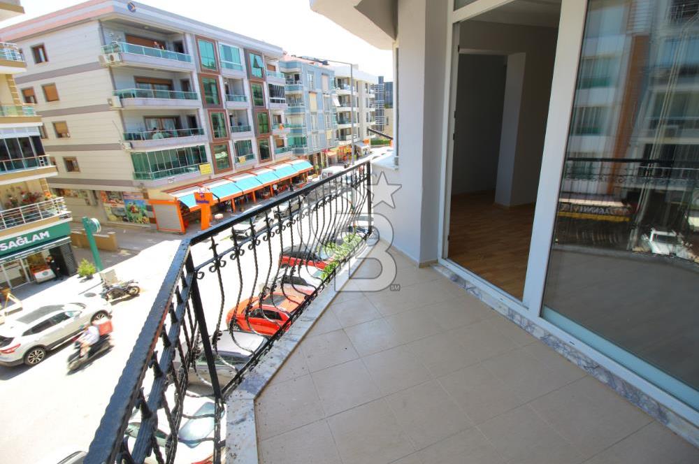 Gaziemir Gazi Mah.de Belediye Sokağı 3+1 Arakat Kiralık Daire