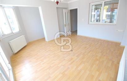 Gaziemir Gazi Mah.de Belediye Sokağı 3+1 Arakat Kiralık Daire