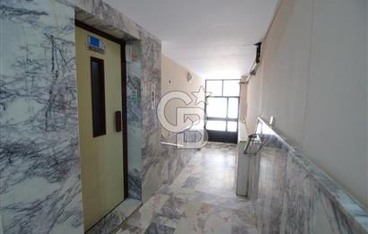 Gaziemir Gazi Mah.de Belediye Sokağı 3+1 Arakat Kiralık Daire