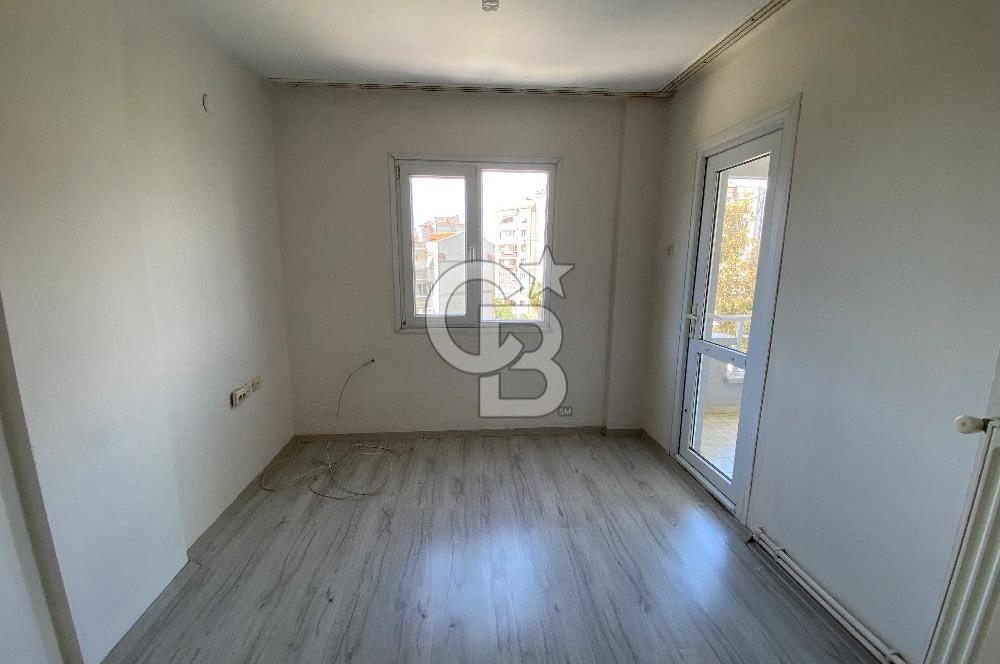 Menemen 30 Ağustos Mahallesi Simge Sitesi 3+1 Kiralık Daire