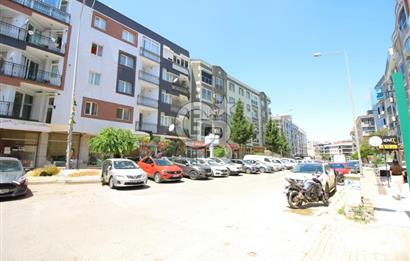 Gaziemir Gazi Mah.de Belediye Sokağı 3+1 Arakat Kiralık Daire