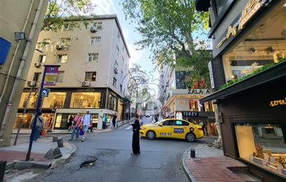 Nişantaşı Teşvikiye'de Devren Kiralık Dükkan