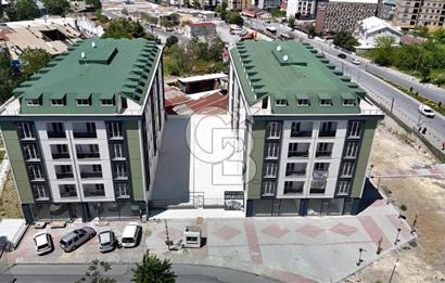 SATILIK, ARNAVUTKÖY MERKEZDE AVLU ALIŞ VERİŞ MERKEZİNE ÇOK YAKIN