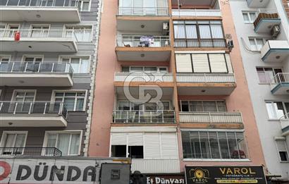 Balçova Sakarya Ana Cadde Üzeri Satılık Tadilatlı Daire