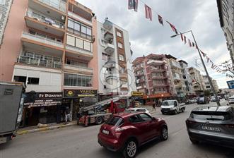 Balçova Sakarya Ana Cadde Üzeri Satılık Tadilatlı Daire - 2 - 349532
