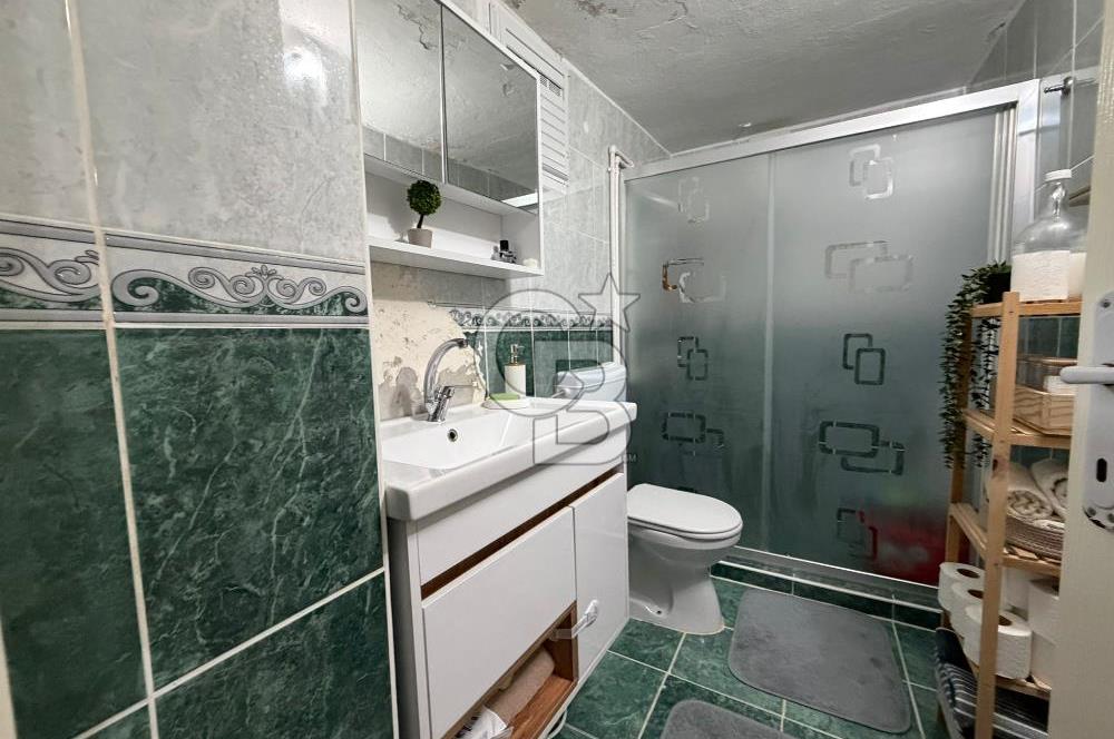Balçova Sakarya Ana Cadde Üzeri Satılık Tadilatlı Daire