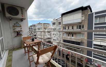 Balçova Sakarya Ana Cadde Üzeri Satılık Tadilatlı Daire