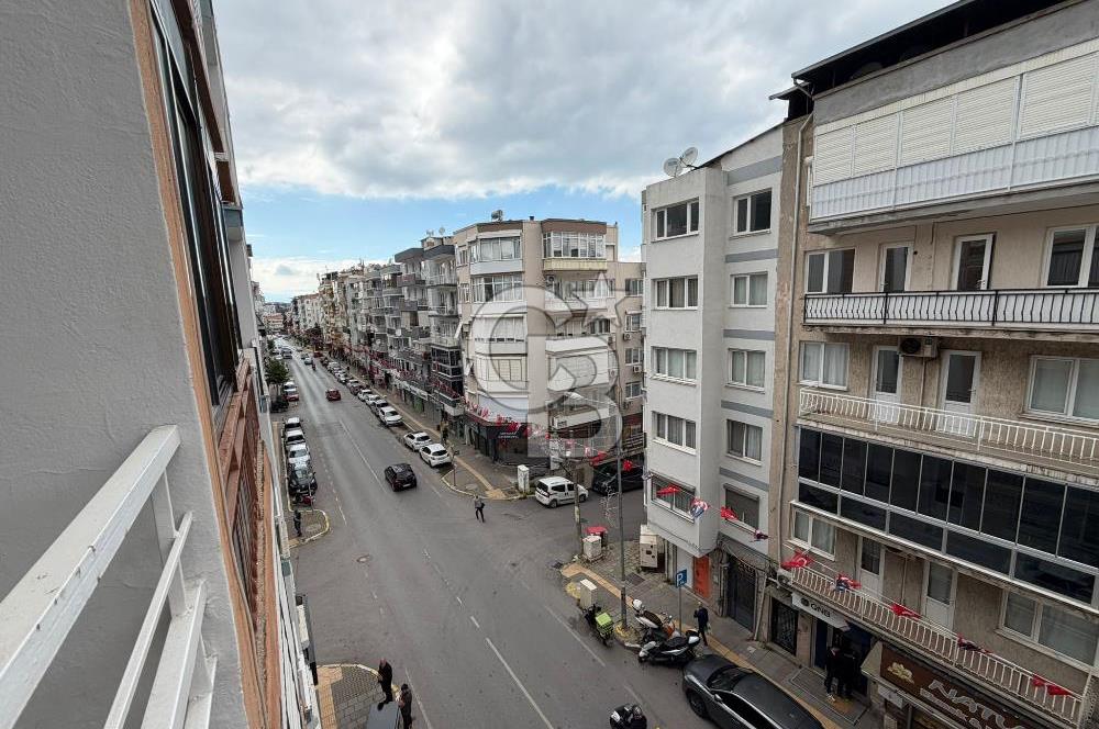 Balçova Sakarya Ana Cadde Üzeri Satılık Tadilatlı Daire