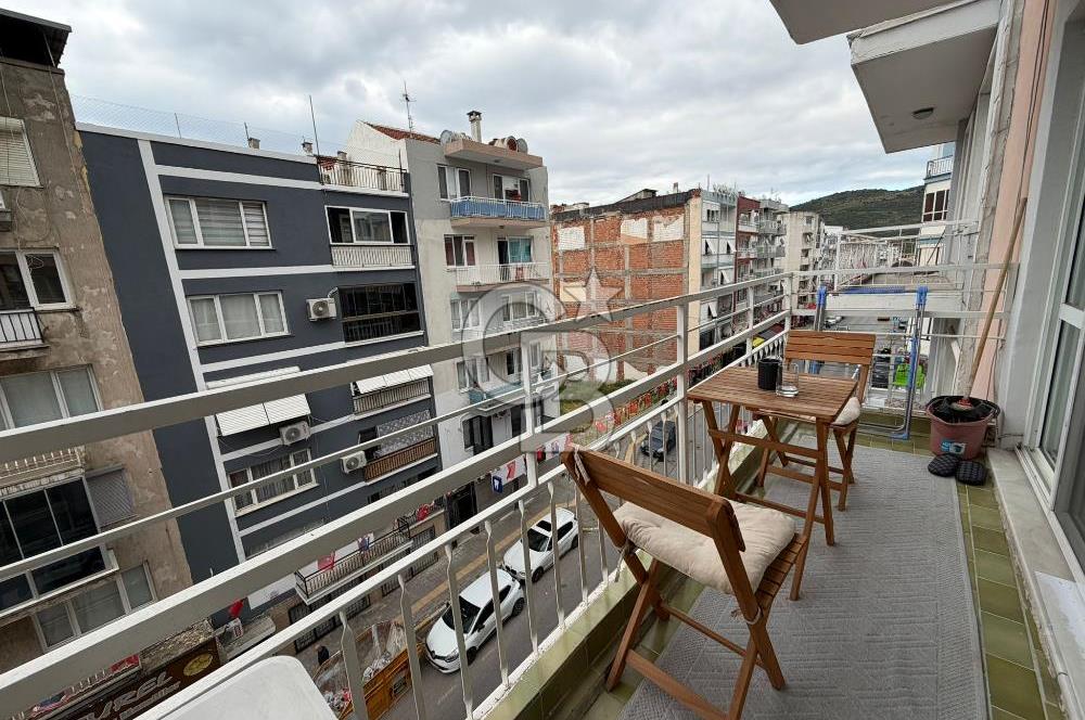 Balçova Sakarya Ana Cadde Üzeri Satılık Tadilatlı Daire