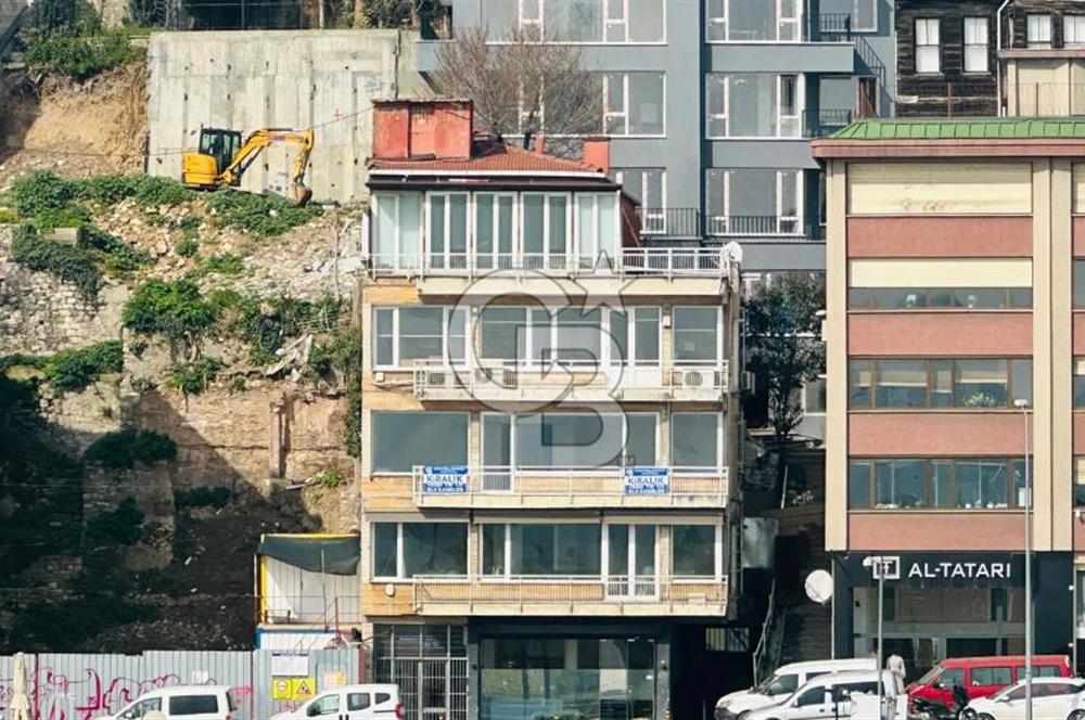 KABATAŞ, SETÜSTÜ'NDE DENİZ MANZARALI OFİS DAİRESİ