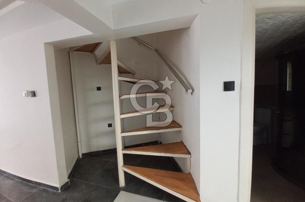 Karabağlar Bahçelievler de satılık dubleks 2+1 daire 
